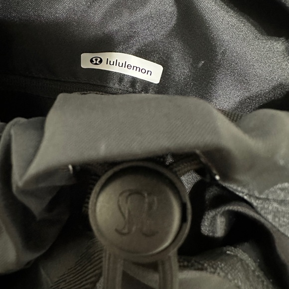 Lululemon Wunderlust Backpack 25L - Picture 6 of 9